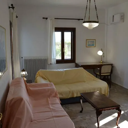 Kalives * Kalyves Polygyrou